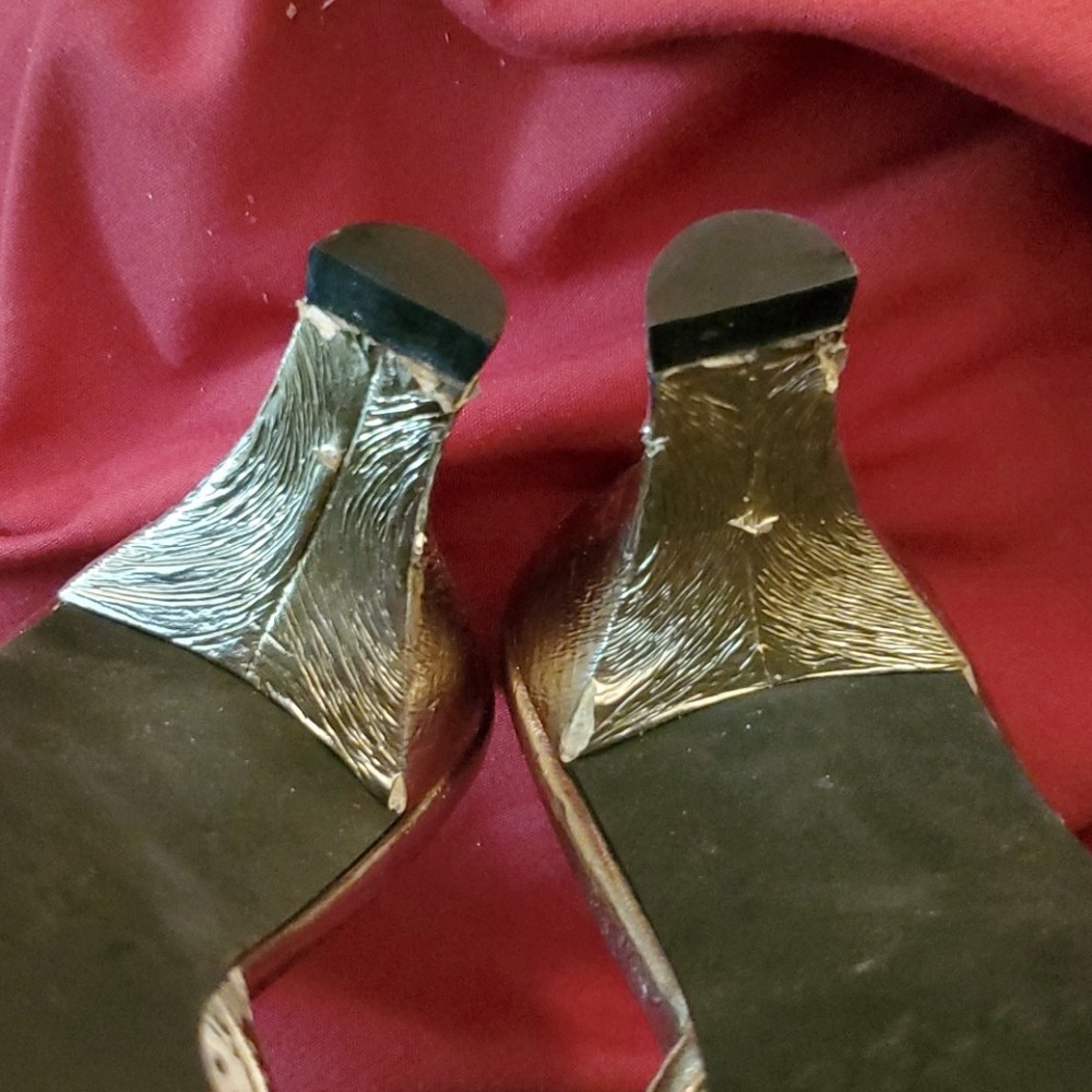 J. Rene Pewter & Silver Scroll Print Mule - image 6